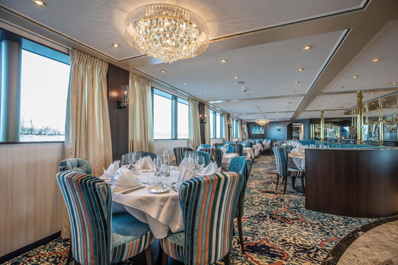 Viva Riverside 4 Koeln Exterior photo