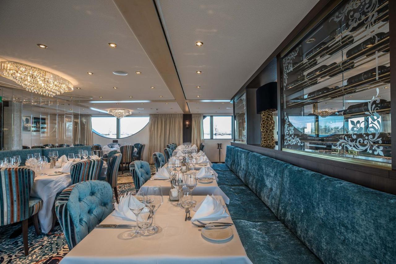 Viva Riverside 4 Koeln Exterior photo